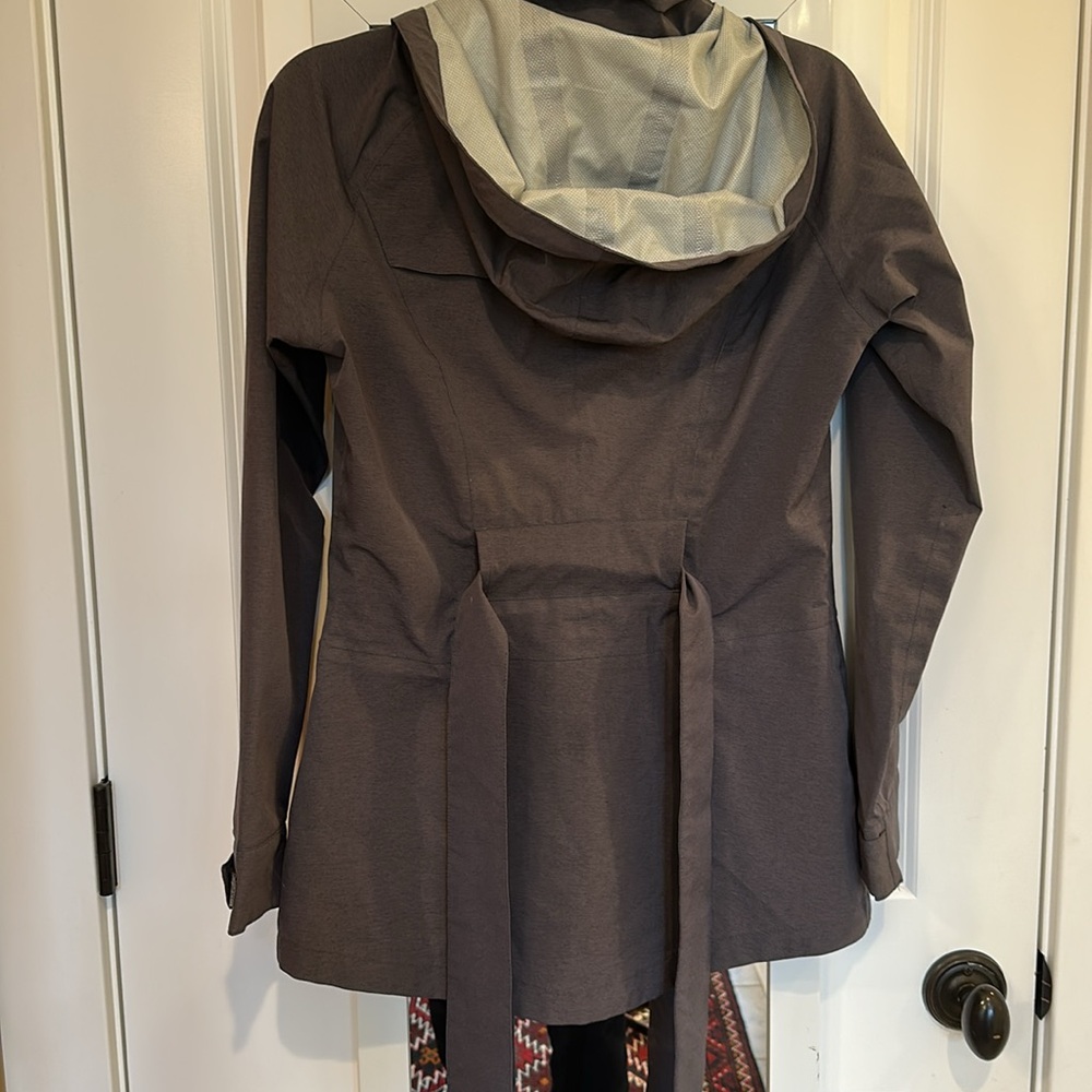 Prana rain jacket - Picture 3 of 3